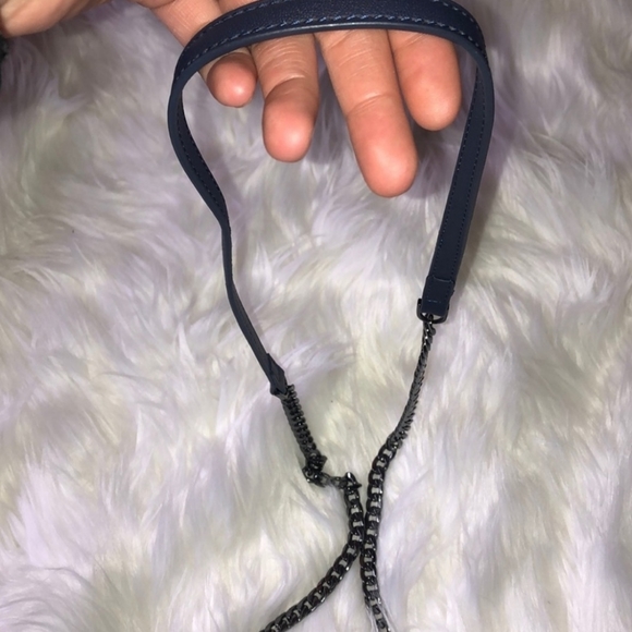 Armani Exchange navy cross body bag
$58 $0 - Picture 5 of 7